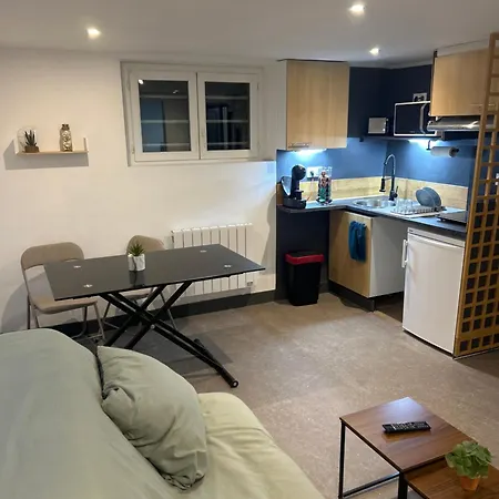 فندق مبيت وإفطار Chambre Studio B&B *